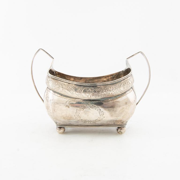 Sugar bowl silver England second half of the 19th century.