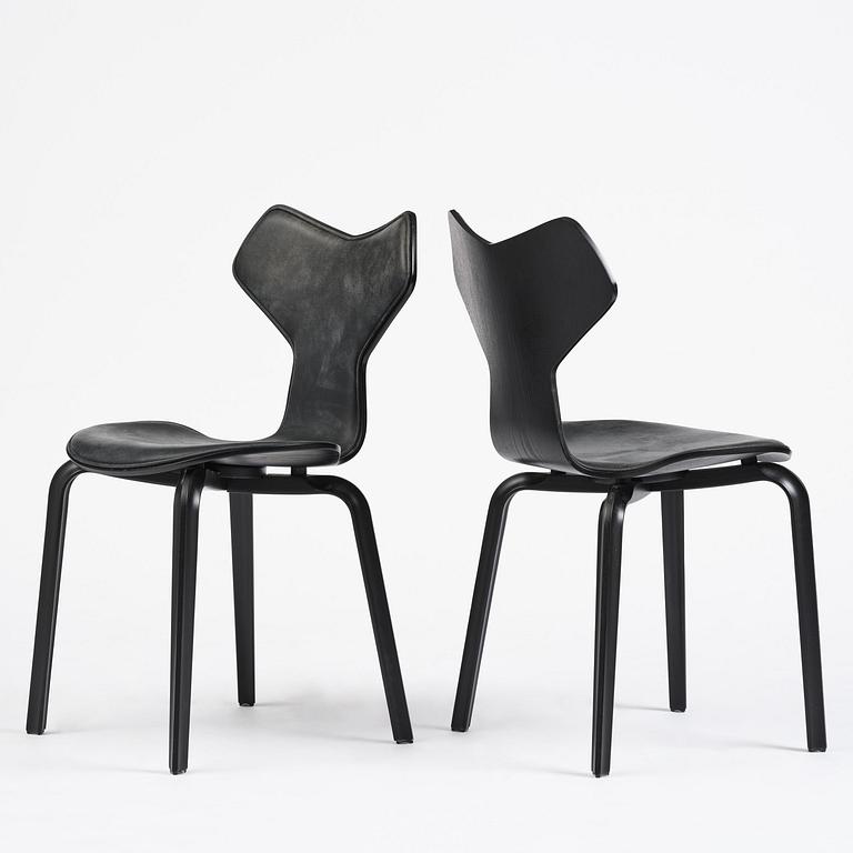Arne Jacobsen, a set of six "Grand Prix" (Exclusive Edition Black) dining chairs, Fritz Hansen, 2021.