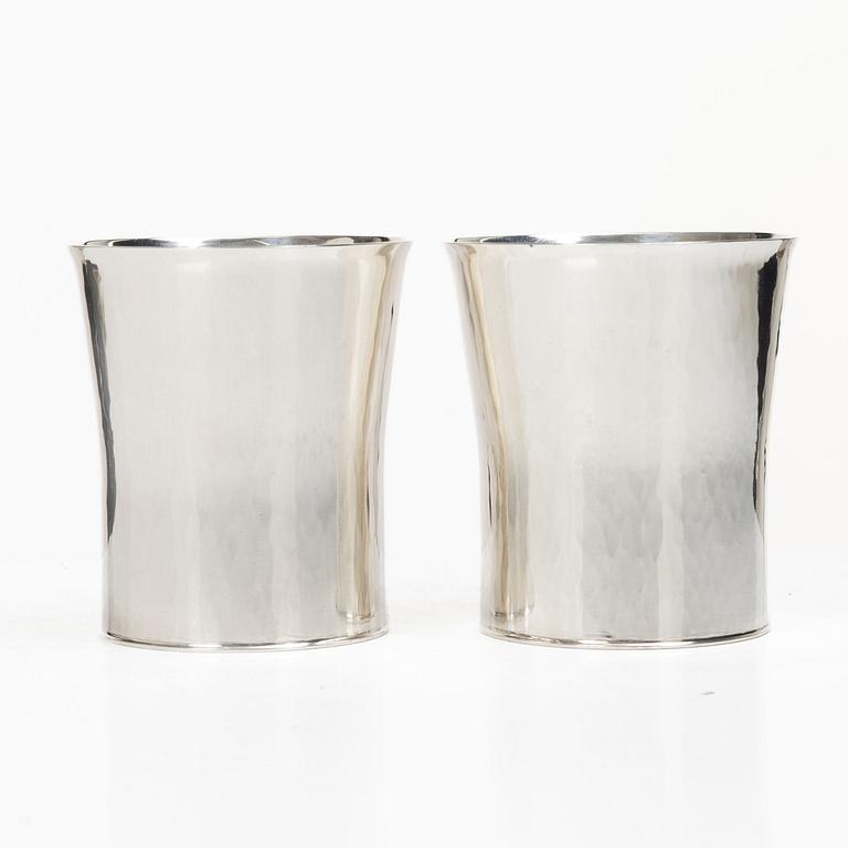 Sigurd Persson, Beakers, a pair, silver, Stockholm 1987.