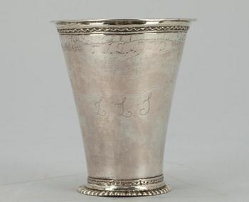 BÄGARE, silver, Uppsala 1761. Vikt 78 g.