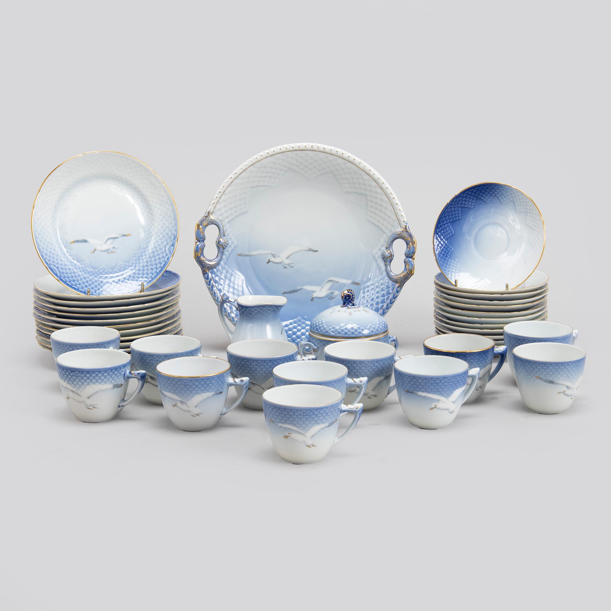 Kahviastiasto, 27 osaa, "Måsen", Bing & Grøndahl, Tanska.