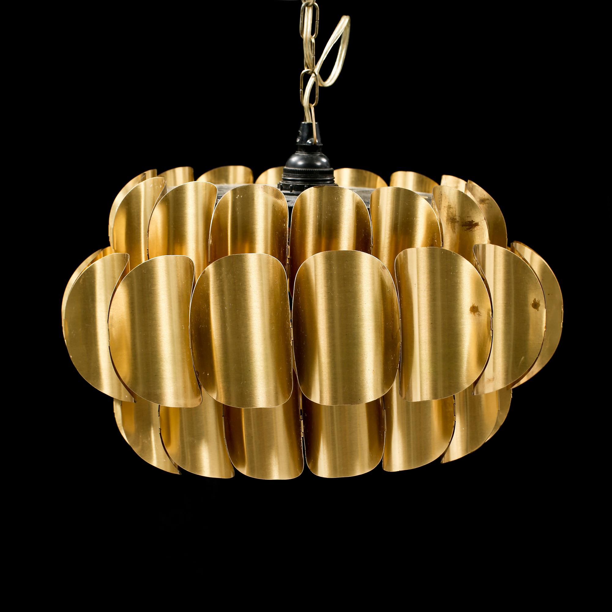 TAKLAMPA, Hans-Agne Jakobsson, Markaryd, 1900-talets andra hälft, höjd 26 cm.