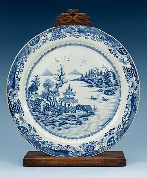 1750. A massive blue and white charger, Qing dynasty, Qianlong (1736-95).