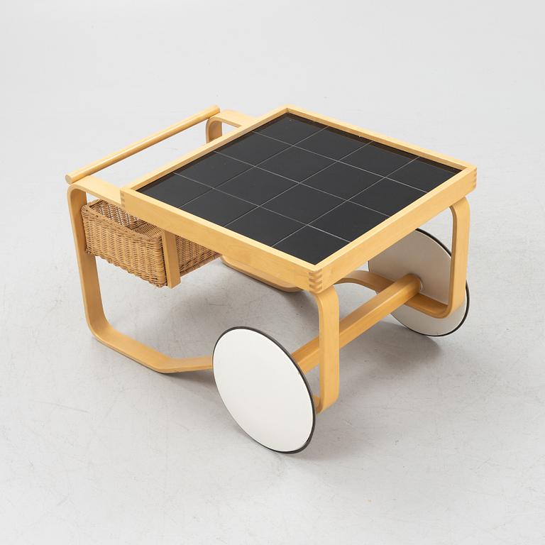 Alvar Aalto, serving trolley/tea cart model 900, Artek, Finland.