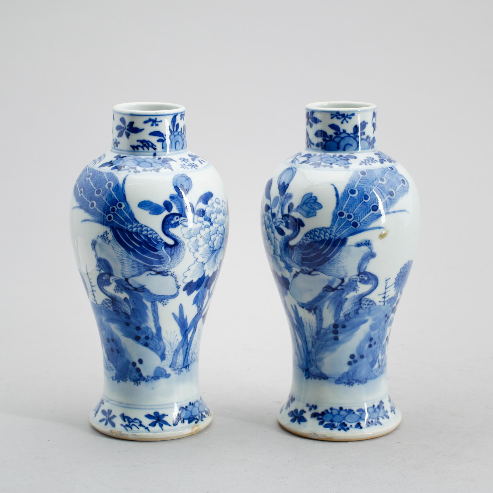 VASER, 1 par, porslin, Kina, 1800-/1900-tal.