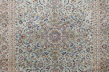 A carpet, Kashan, c. 423 x 301 cm.