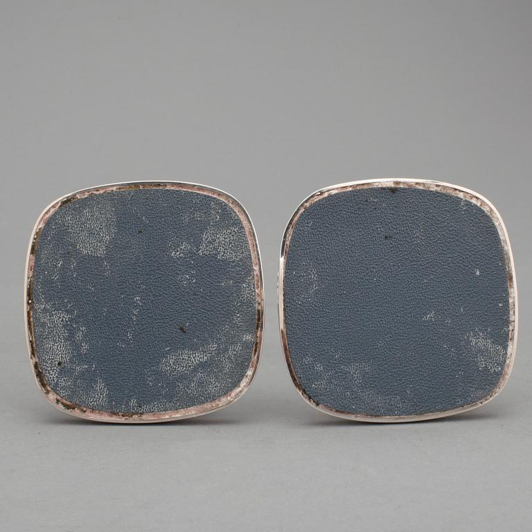 LJUSSTAKAR, 3 st par, silver, bl.a TESI, Göteborg, 1955 samt Tore Eldh, K & EC, Göteborg, 1969. Total vikt ca 741 g.