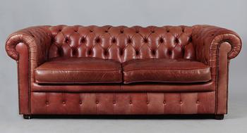 SOFFA, Chesterfieldmodell, England, 1900-talets andra hälft.