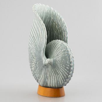 Gunnar Nylund, skulptur, "Gondolsnäcka", Rörstrand.