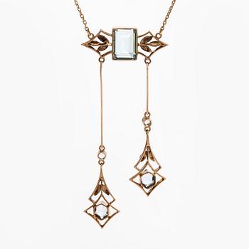 Kaulakoru, viistehiotut akvamariinit, 14K (56) kultaa, Venäjä.