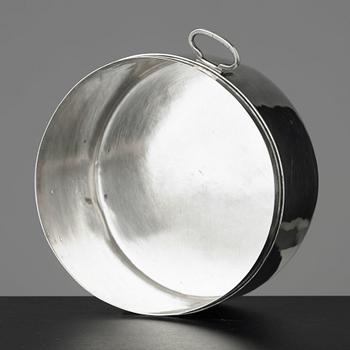 A 19th century saucepan with lid.