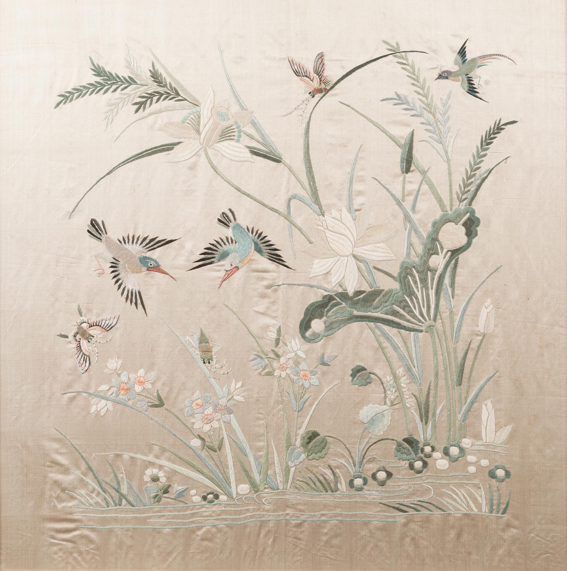 UNKNOWN ARTIST. Japanese embroidered silk panel, the first half of 20th century.