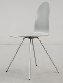STOL, "Tungan", Arne Jacobsen, Fritz Hansen, Danmark. Formgiven 1955.