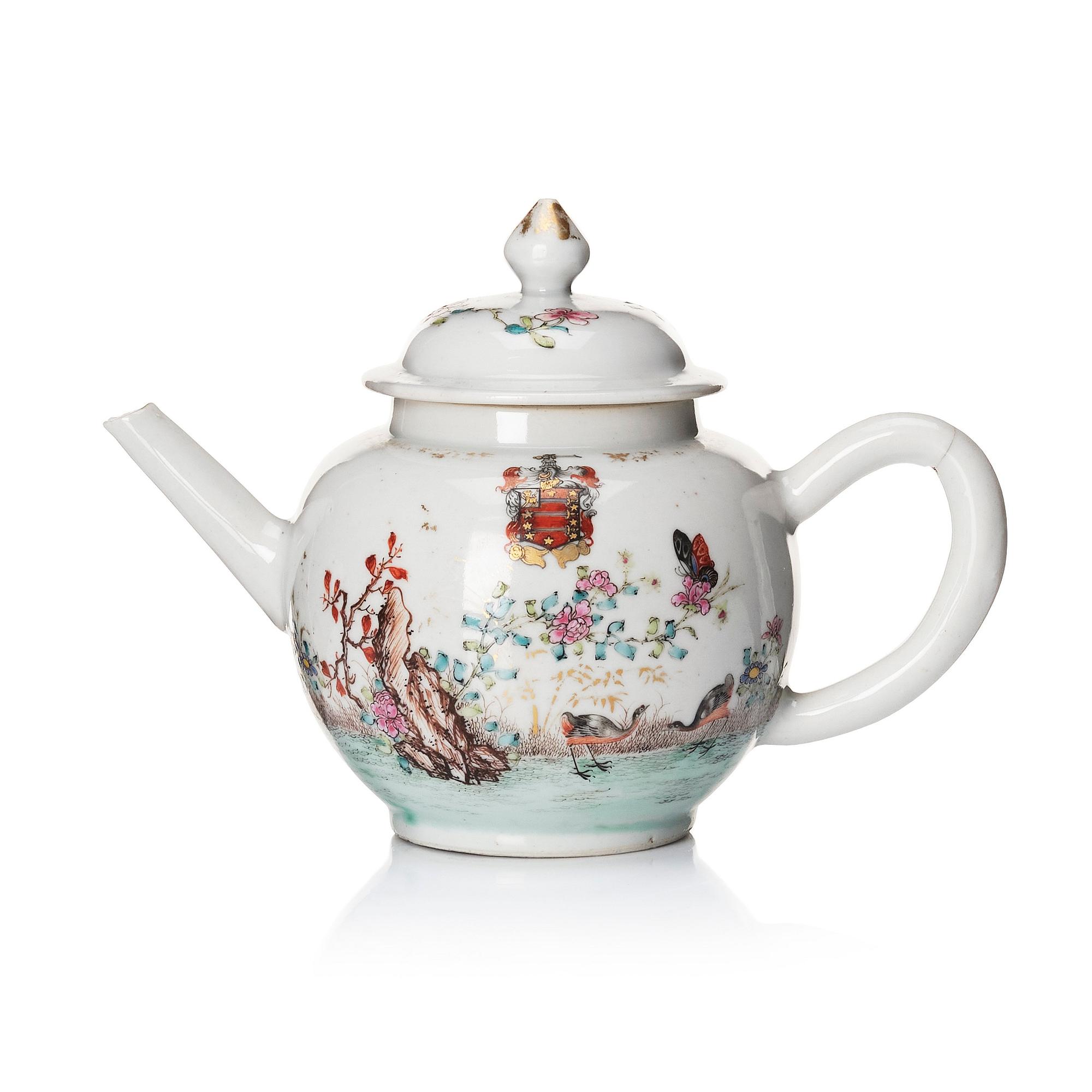 A famille rose armorial tea pot with cover, Qing dynasty, Qianlong (1736-95).