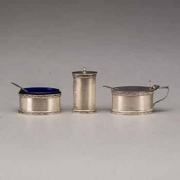 KRYDDSET, Silver. Charles Perry, Chester, England, 1930-tal.