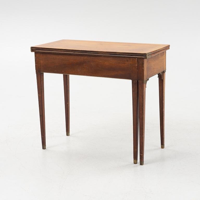 A late Gustavian mahogany card table from around the year 1800.