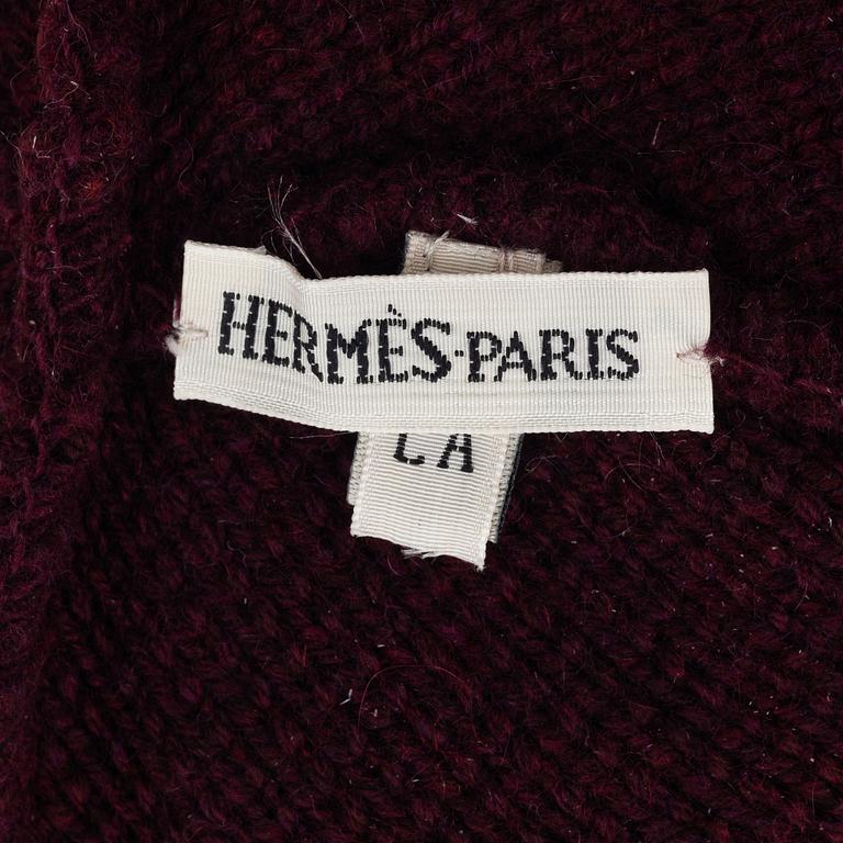 Hermès, a cashmere hat, size Large.