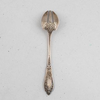 Twelve French Silver Oyster Forks, mark of Laparra & Gabriel, Paris 1902-23.