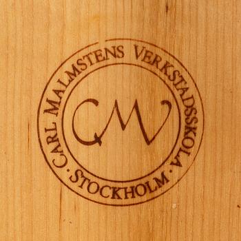 VÄGGSKÅP MED BORSTE, Märkt Carl Malmstens Verkstadsskola Stockholm.