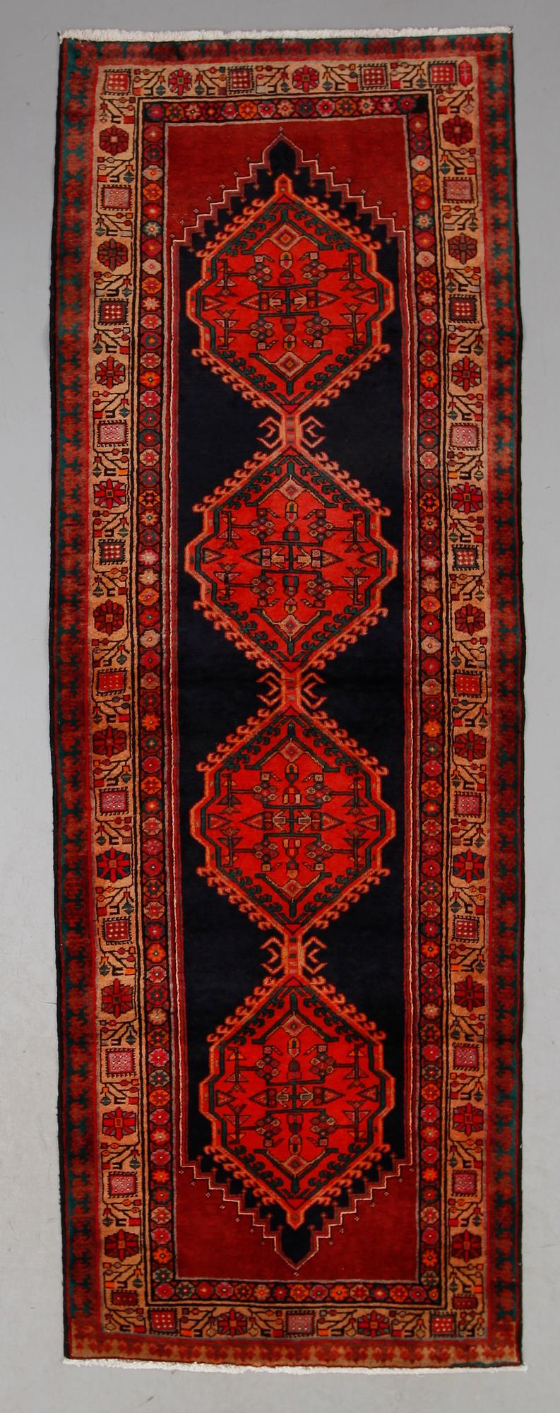 MATTA, Sarab, ca 307 x 105 cm.