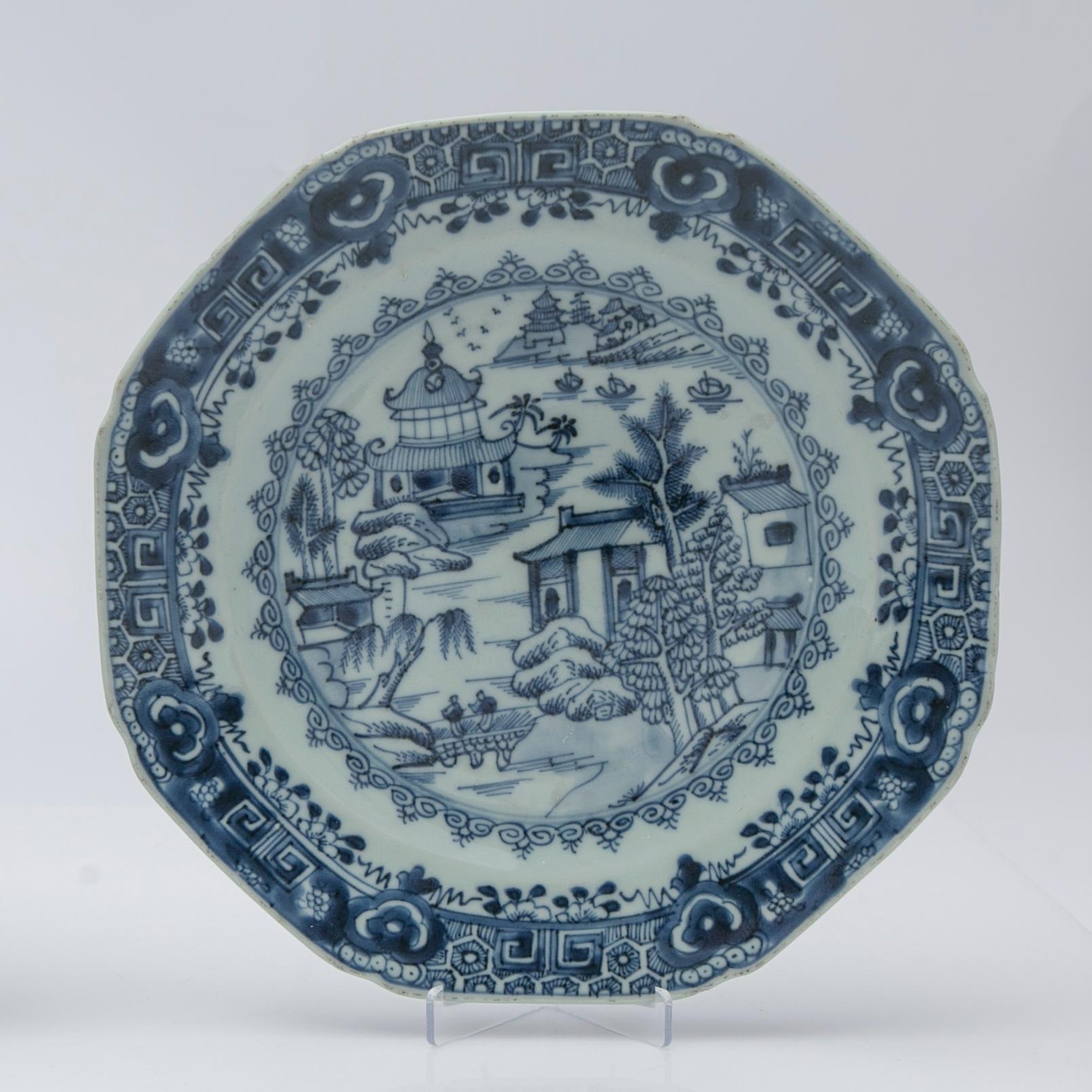 Tallrikar, 4 st, Kina, Qianlong (1736-95).