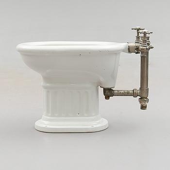 BIDÉ, Johnson Brothers, England, 1900-talets första hälft.