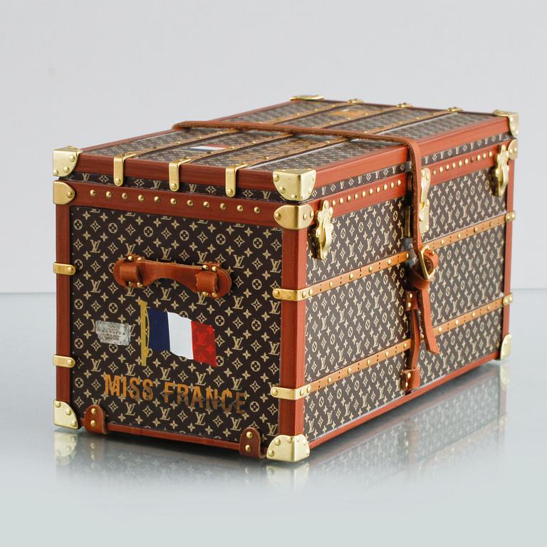 MINIATYRKOFFERT/BREVPRESS, Louis Vuitton, 1980-2000.