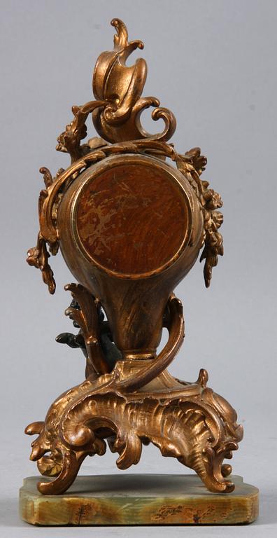 BORDSUR, rokokostil, 1800-talets slut.