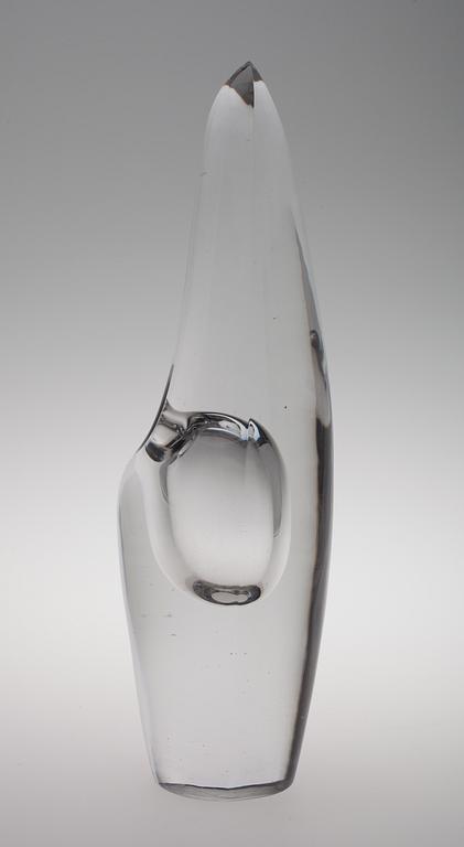 Timo Sarpaneva, A GLASS SCULPTURE.