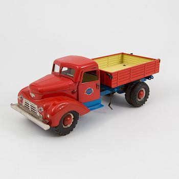 A tinplate Gama 501 truck, Germany, 1950s.