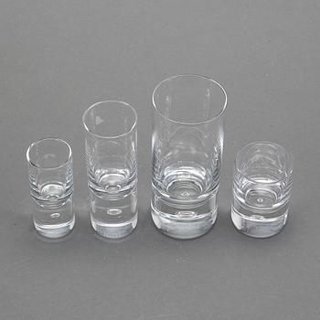 GLASSERVIS, 36 delar, "Pippi", Walter Hickman, Kosta.