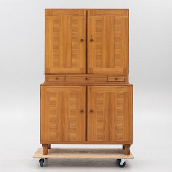 Carl Malmsten, skåp, "Ambassadör", 1900-talets andra hälft.