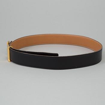 A belt by Hermès.