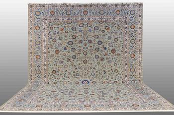 A carpet, Kashan, ca 590 x 418 cm.