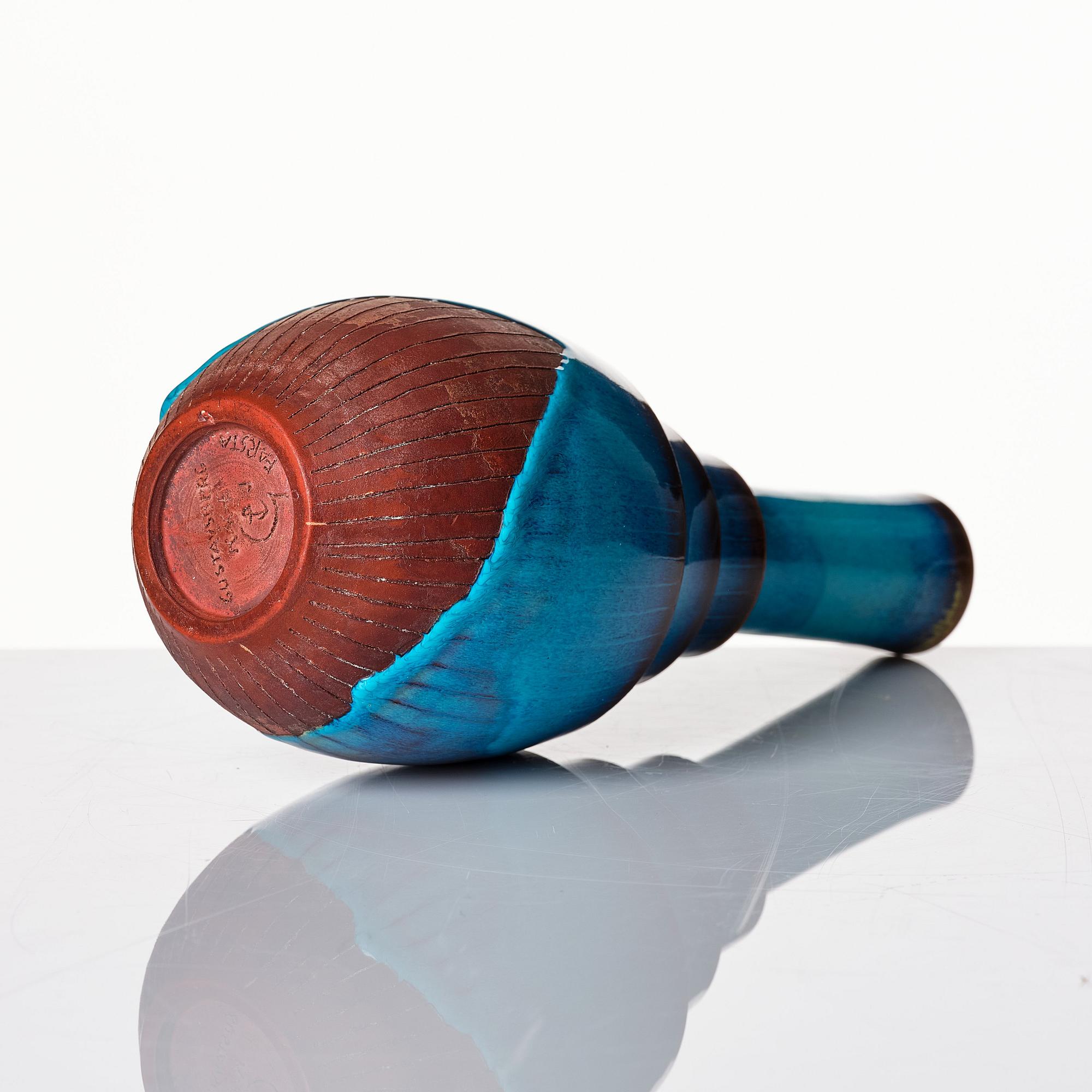 Wilhelm Kåge, a 'Farsta' partly glazed stoneware vase, Gustavsberg, Sweden 1940.