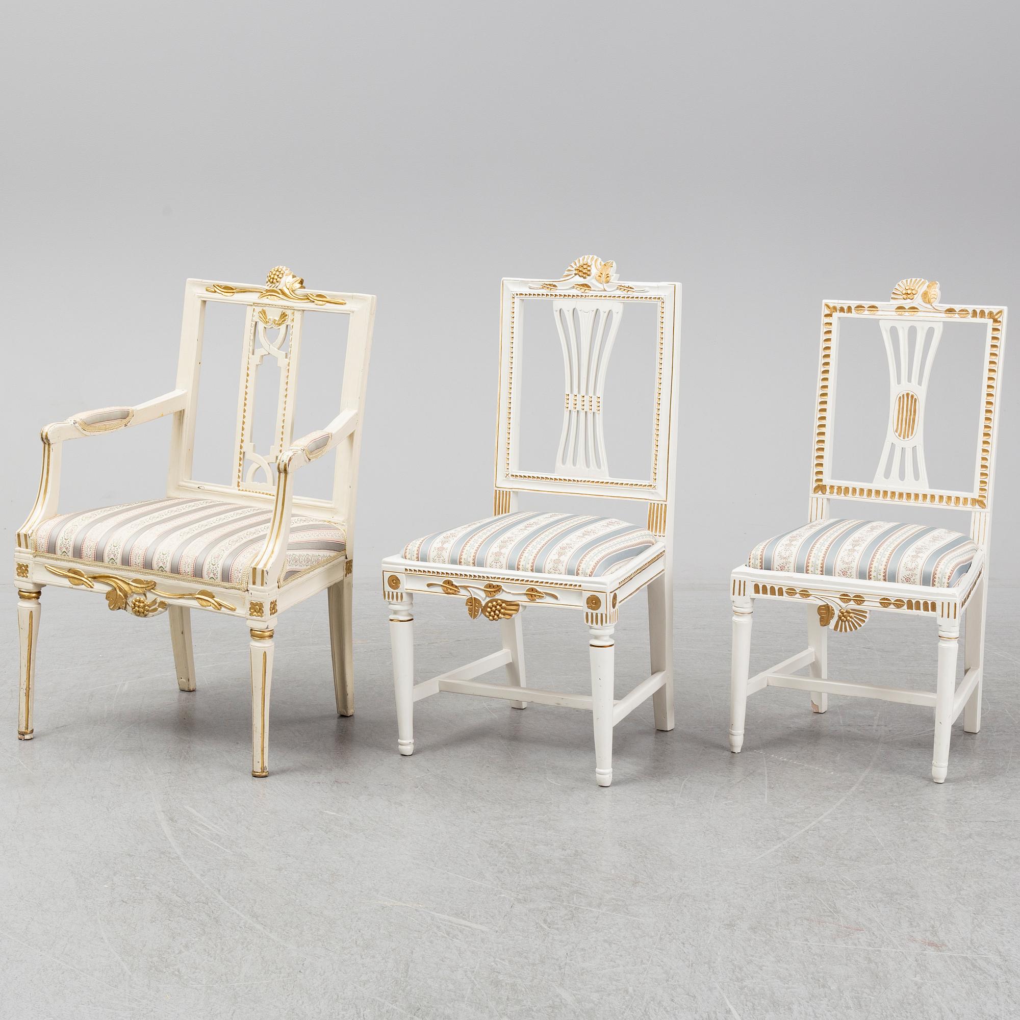 STOLAR 6 st (4+2) och KARMSTOLAR ett par, gustavianska, Lindome, sent 1700-tal.