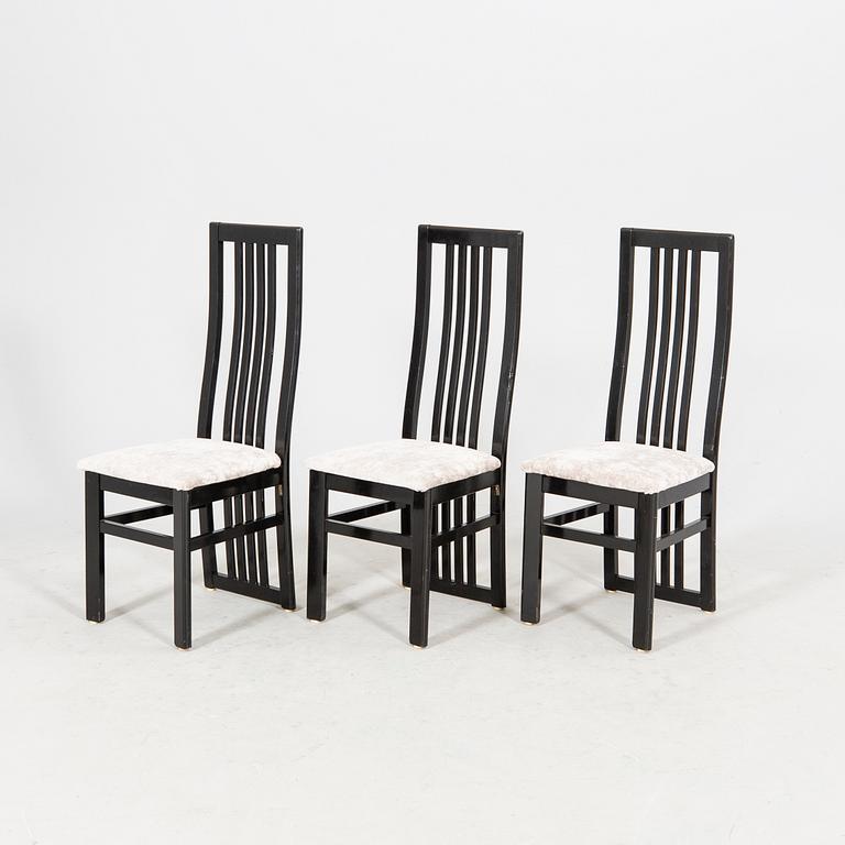 A set of six Italiena 1980s Tonon chairs.