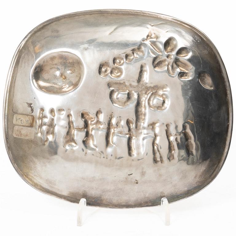 Olle Ohlsson, A silver dish, signed 1978 and numbered 78/350, Silvergillet AB, Malmö 1978.