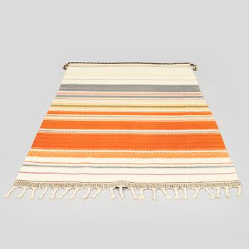 Elsa Montell-Saanio, a Raanu textile 'Autumn foliage' from Lapland. Circa 180 x 115 cm.