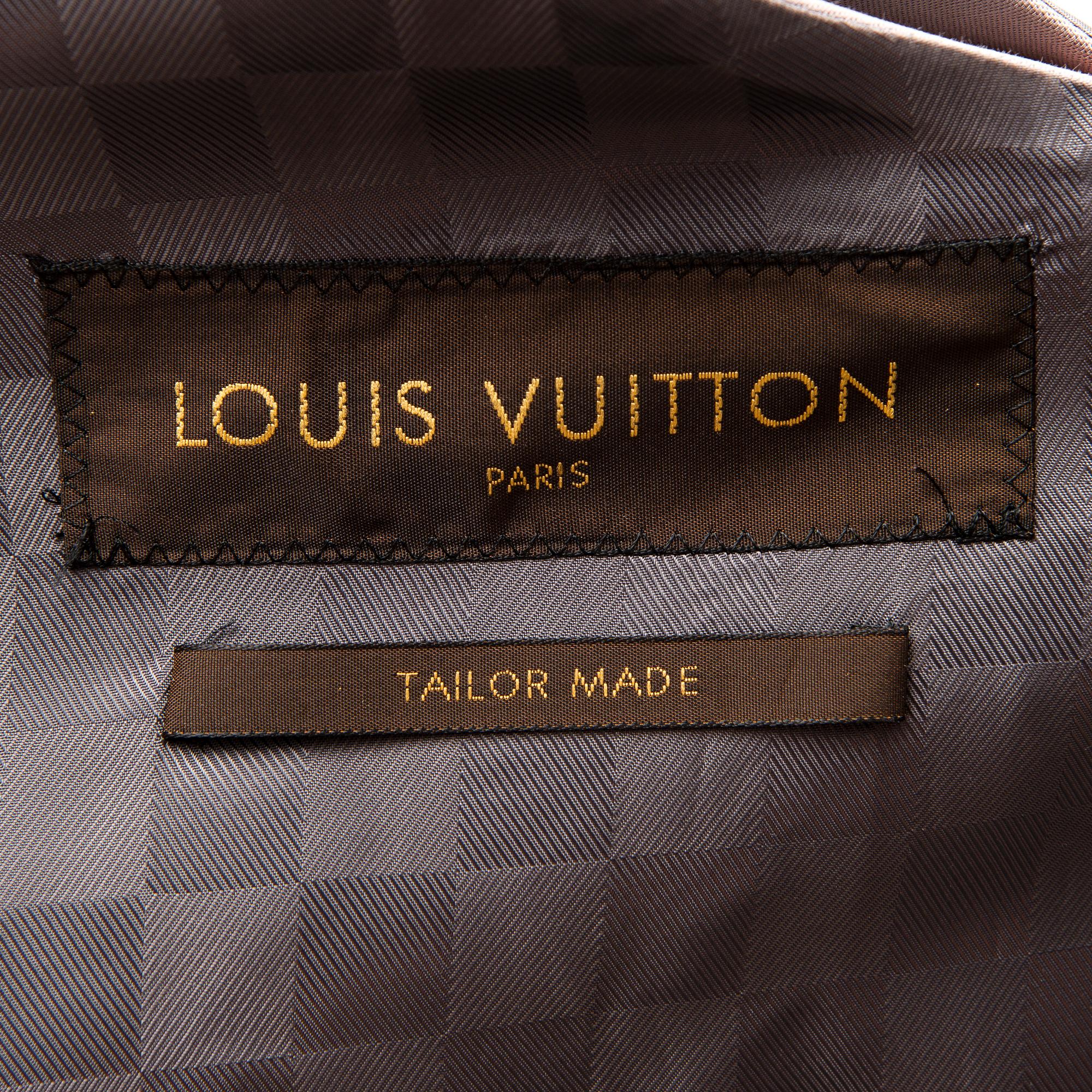 VÄST, Louis Vuitton.