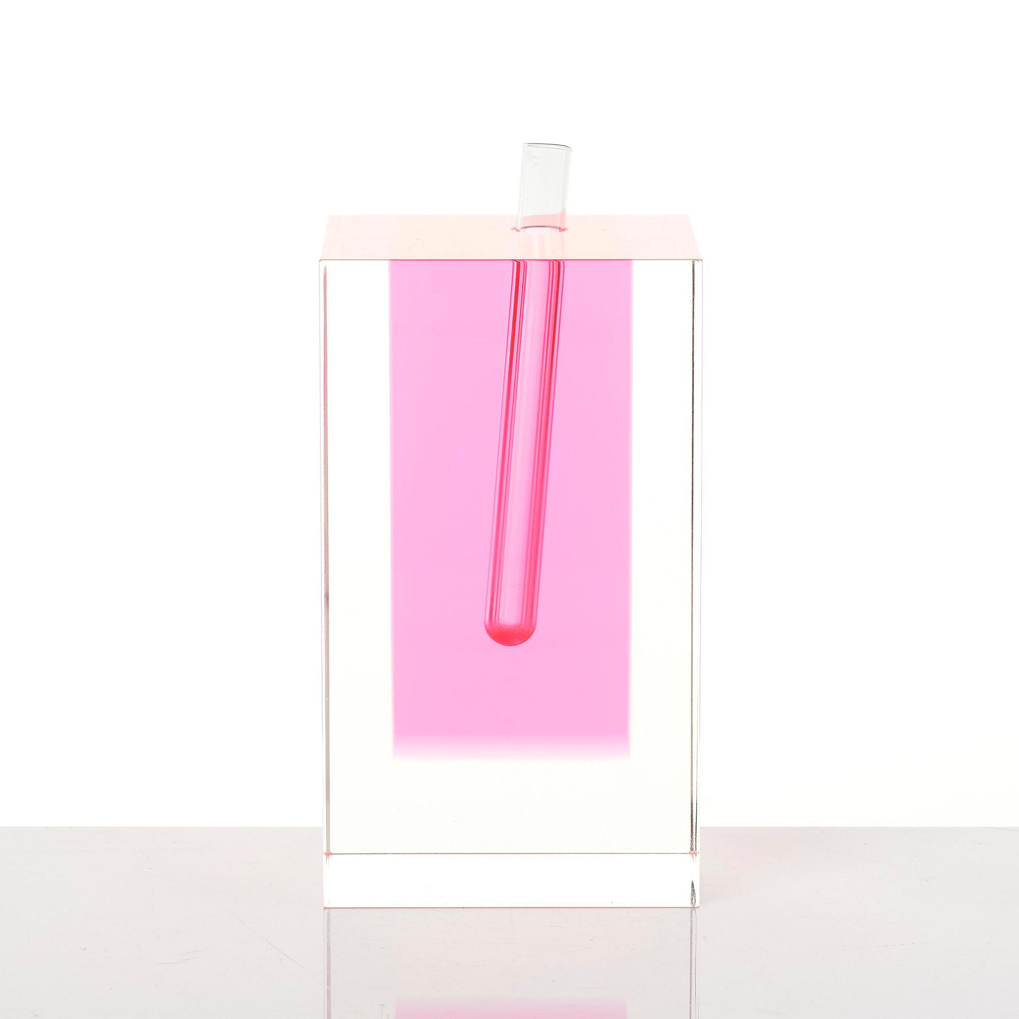 Shiro Kuramata, vas, "Flower Vase #2", Nichinan Spiral, Japan, efter 1989.