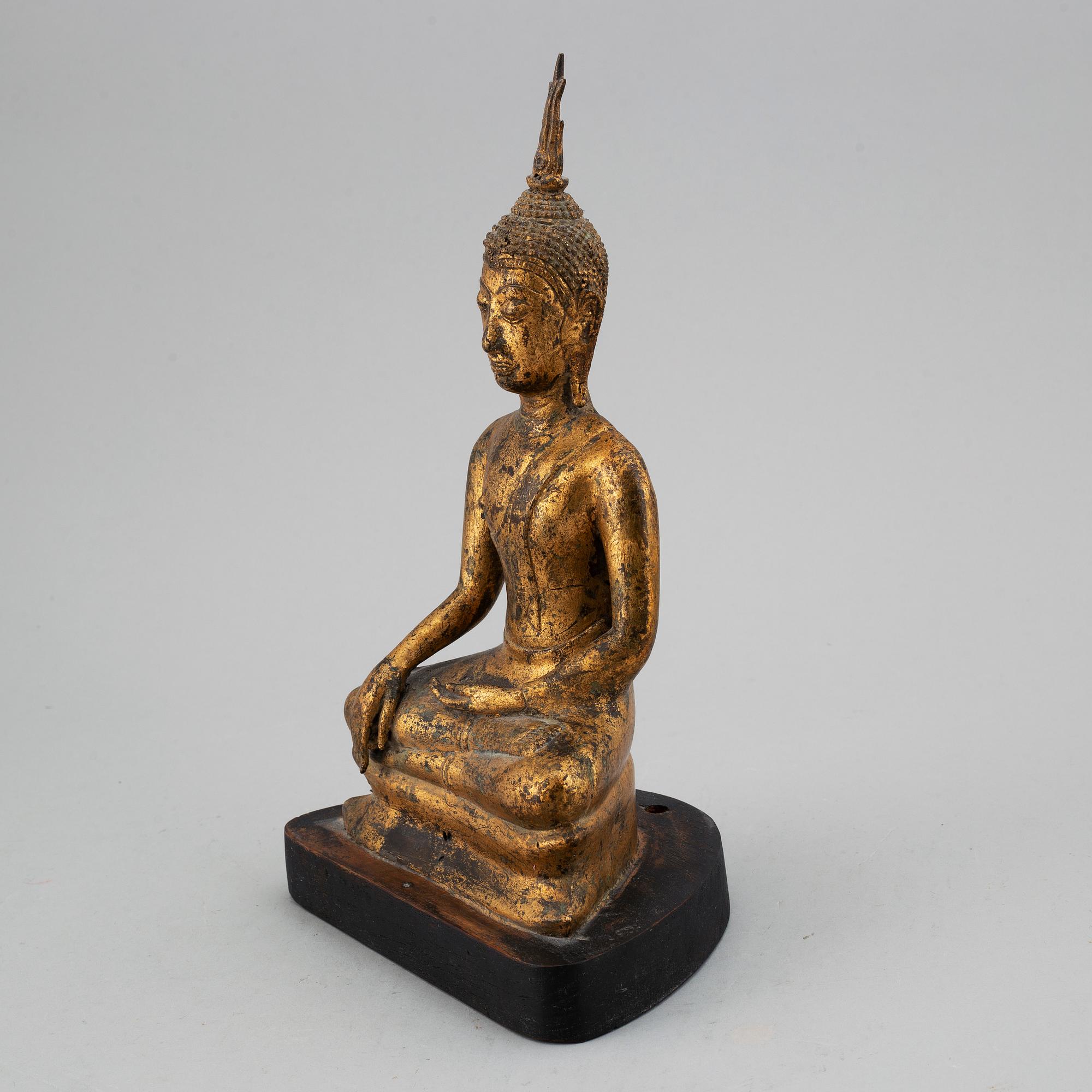 A seated bronze figure of buddha, Thailand, Bangkok, 20th Century.