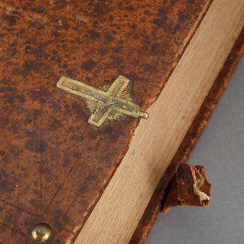 BIBLAR, 2 st, Sverige, bla Karl XII:s fältbibel, Stockholm 1709.