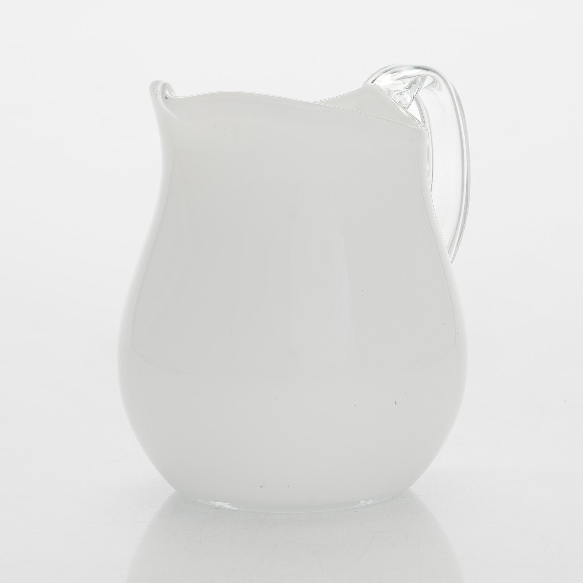 Maire Gullichsen, a set of six jug and drinking glasses, for Iittala.