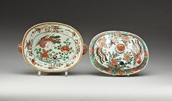 A pair of famille verte tureens with covers, Qing dynasty, Kangxi (1662-1722).