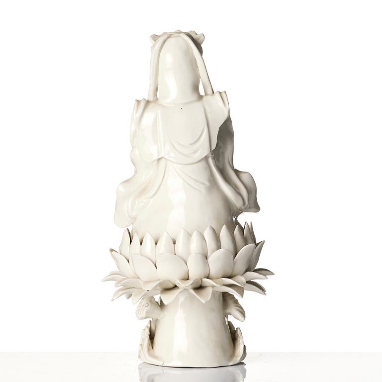 Figurin, porslin, blanc de Chine, Kina, sen Qingdynasti / omkring 1900.