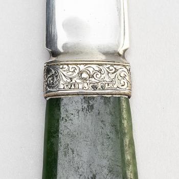 Brevkniv, silver med nefrithandtag, W.A. Bolin, Stockholm 1937.