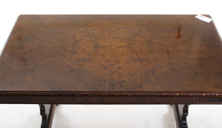 MATSALSMÖBLEMANG, 8 delar, Chippendale-stil, 1930/40-tal, björk.