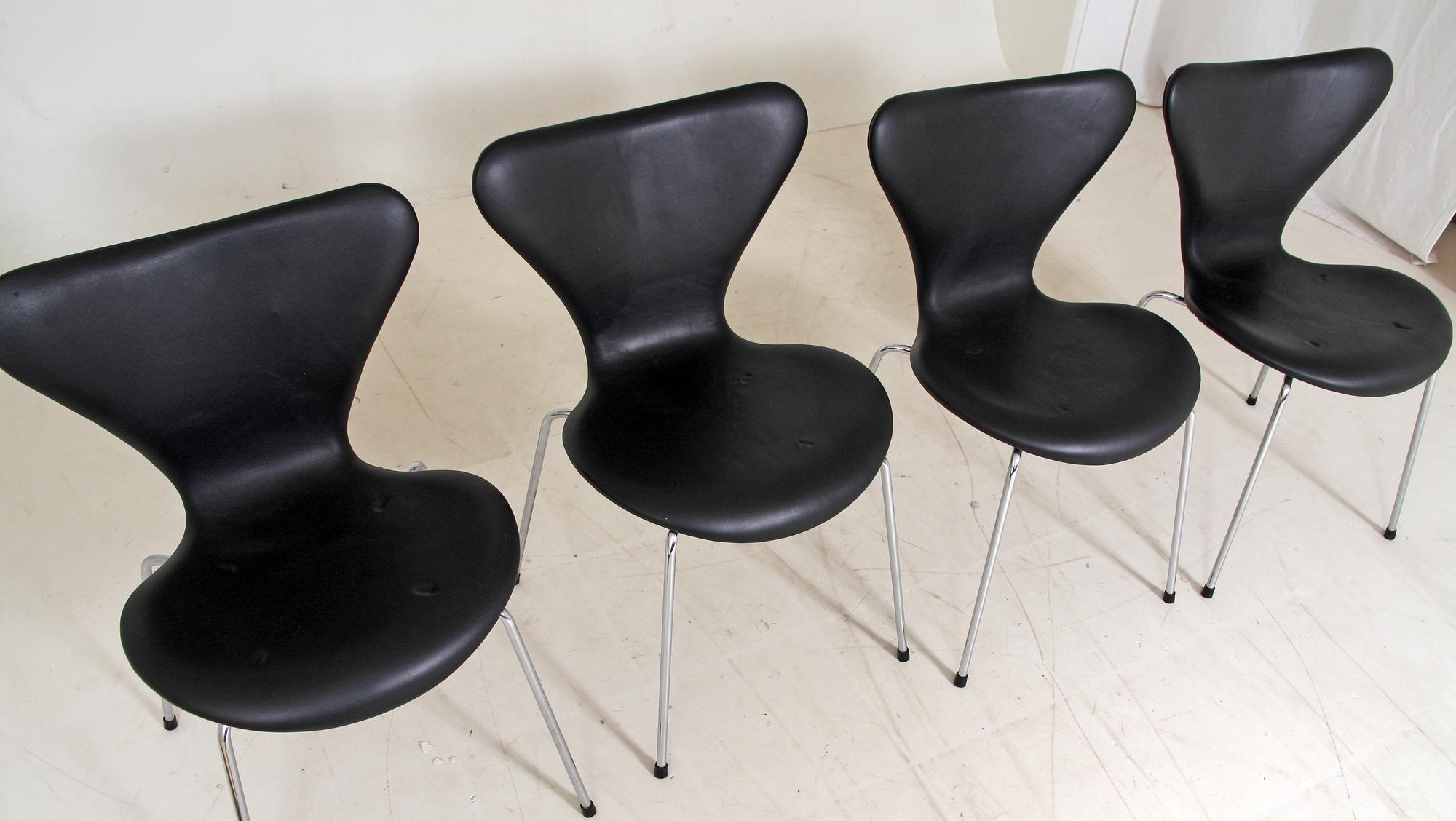 STOLAR, 4 st, "Sjuan", Arne Jacobsen, Fritz Hansen.