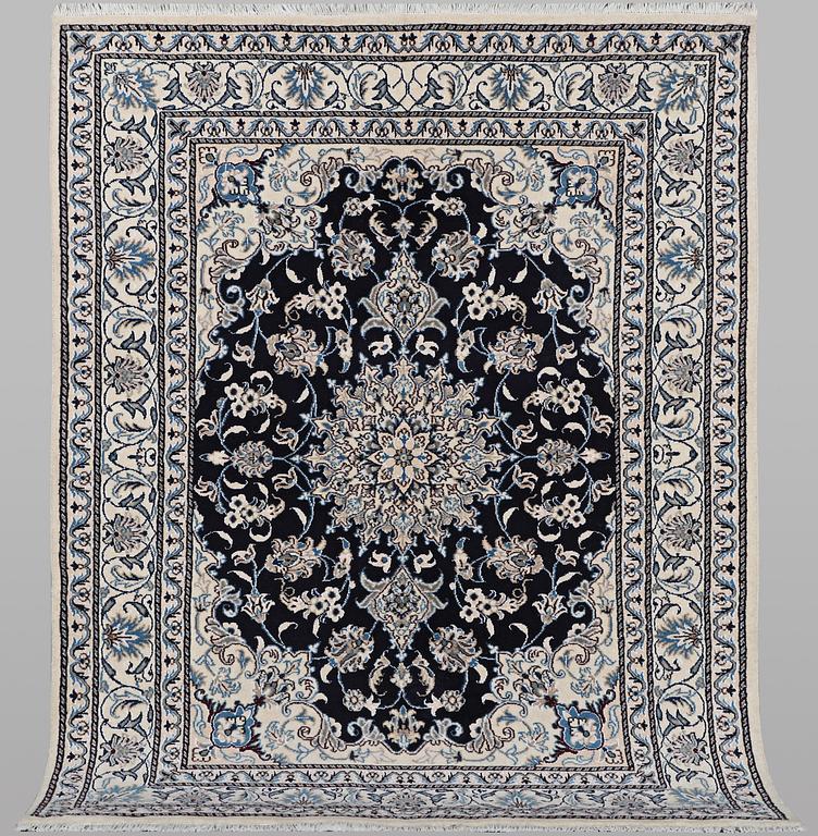 Matta, Nain, part silk, ca 198 x 144 cm.